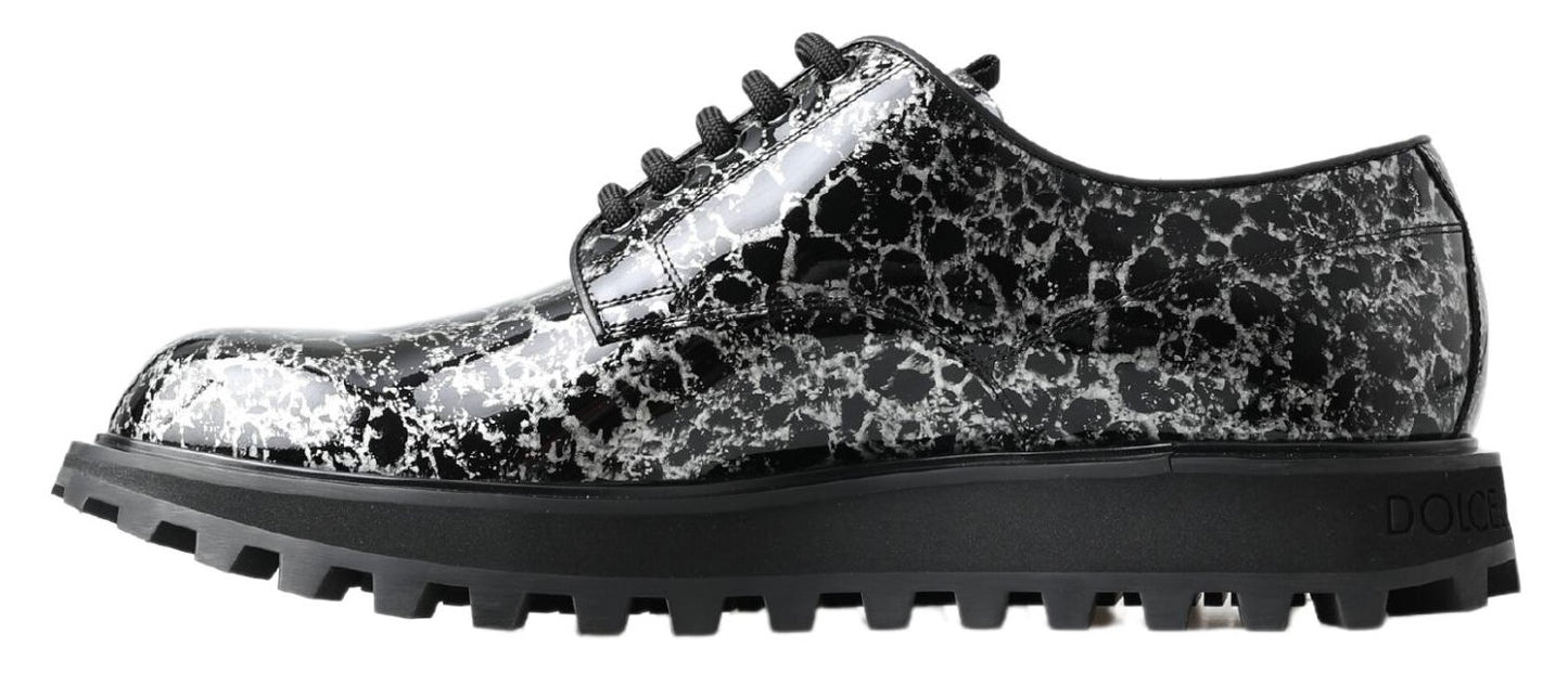 Chaussures en cuir verni Dolce & Gabbana noir et blanc Derby