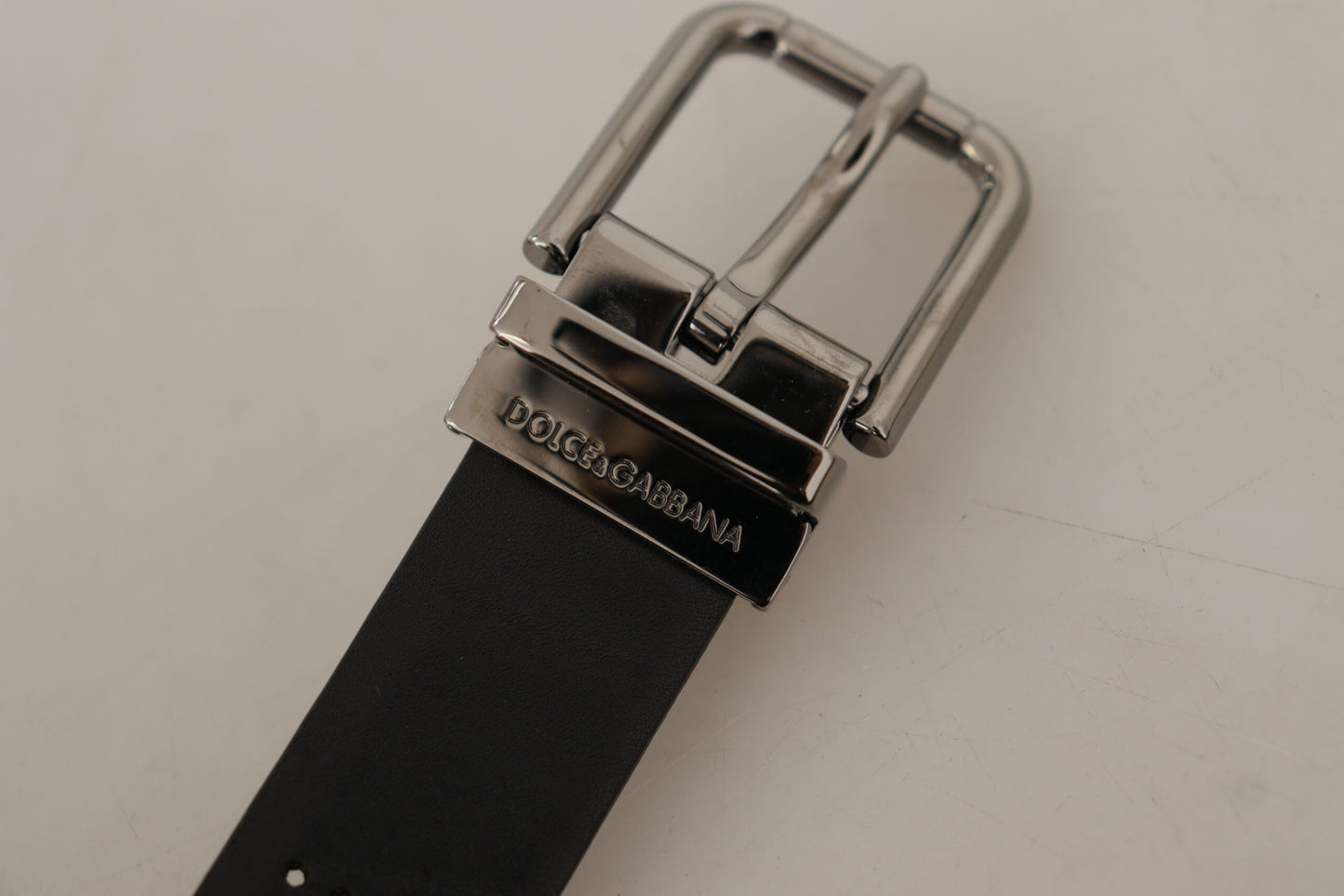 Ceinture Dolce & Gabbana en cuir de veau noir à boucle perforée en métal