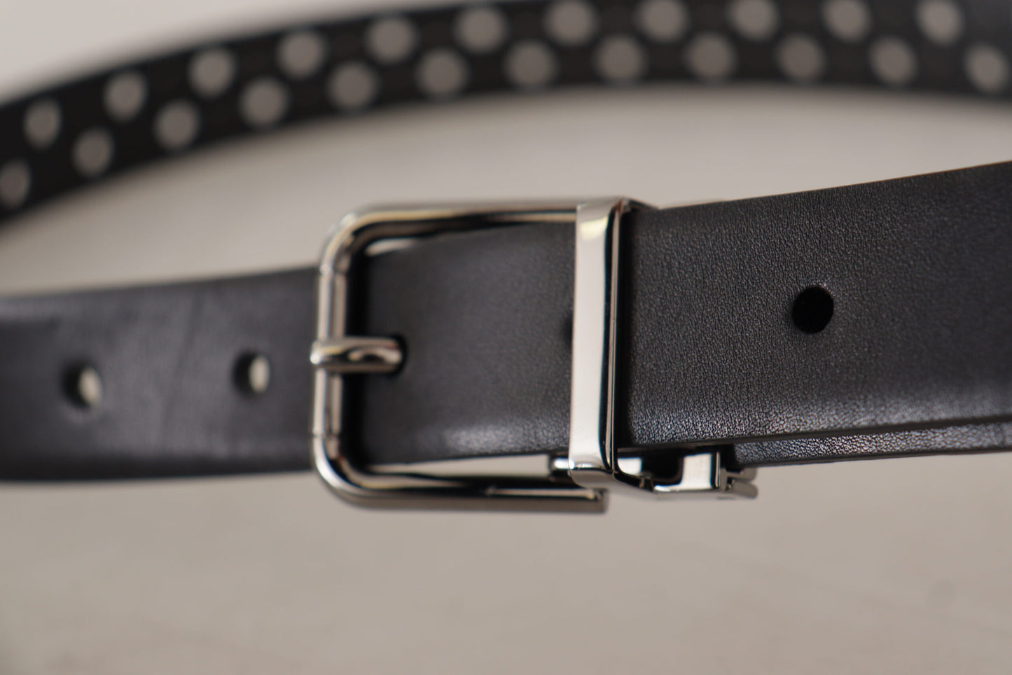 Ceinture Dolce & Gabbana en cuir de veau noir à boucle perforée en métal