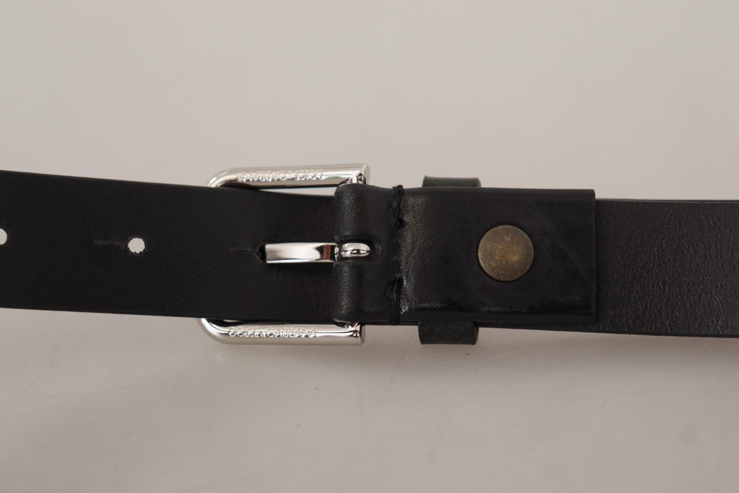 Ceinture Dolce & Gabbana en cuir de veau noir avec boucle en métal argenté ornée du logo