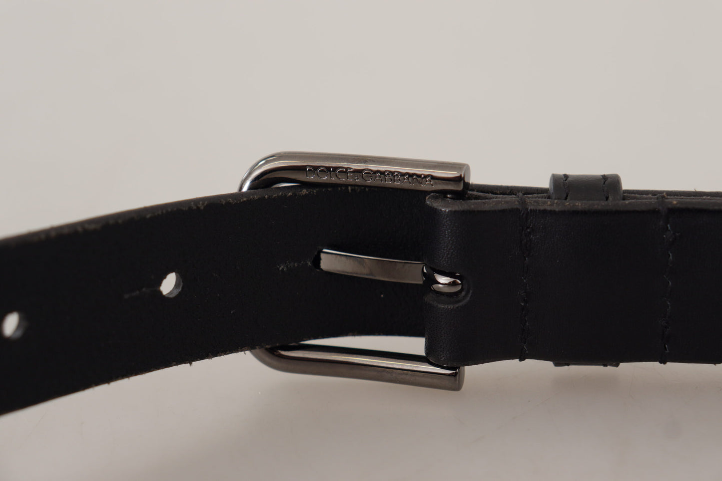 Ceinture Dolce & Gabbana en cuir de veau noir avec boucle en métal gravée du logo