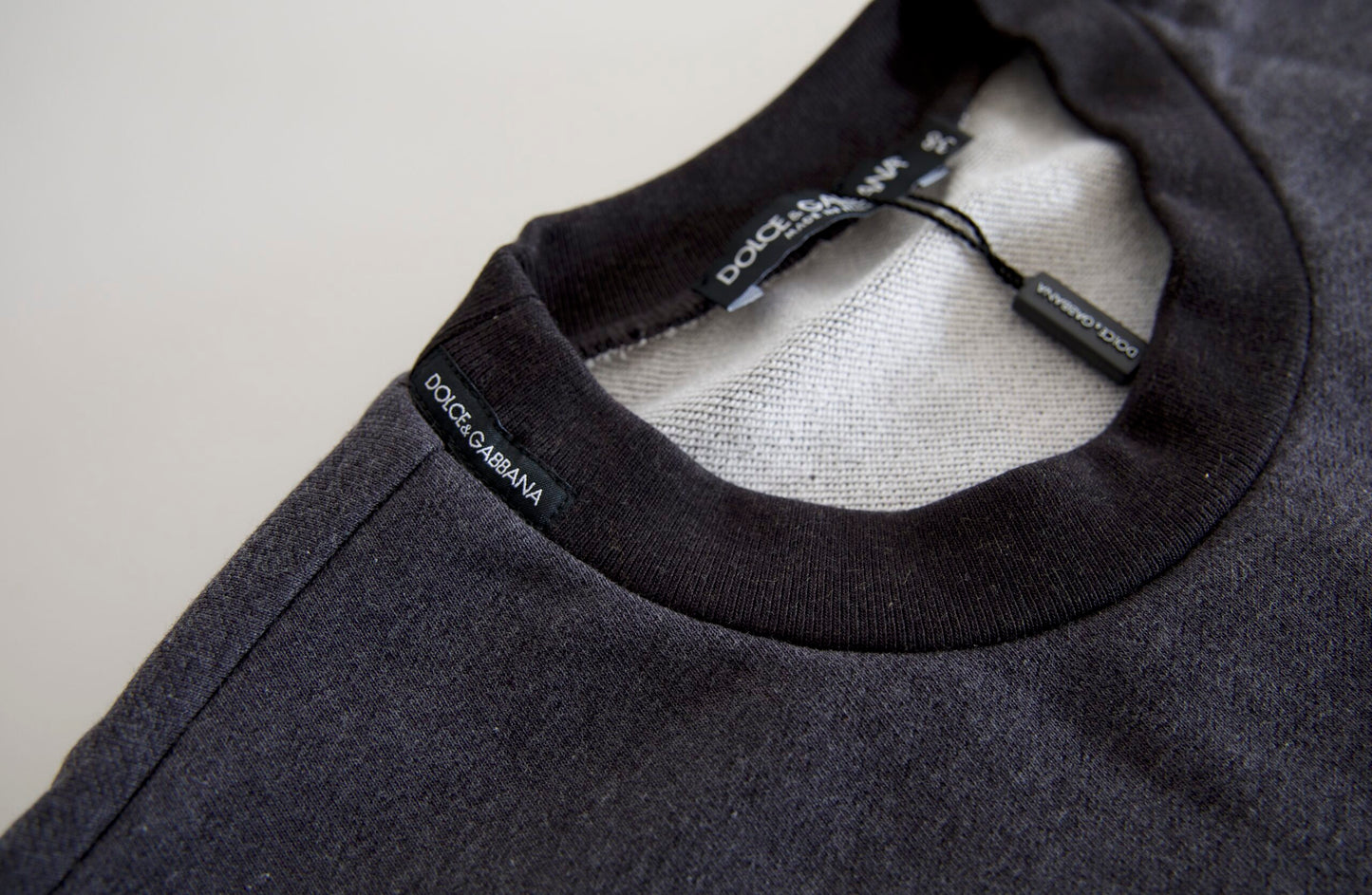 Pull ras du cou Dolce & Gabbana en coton gris foncé