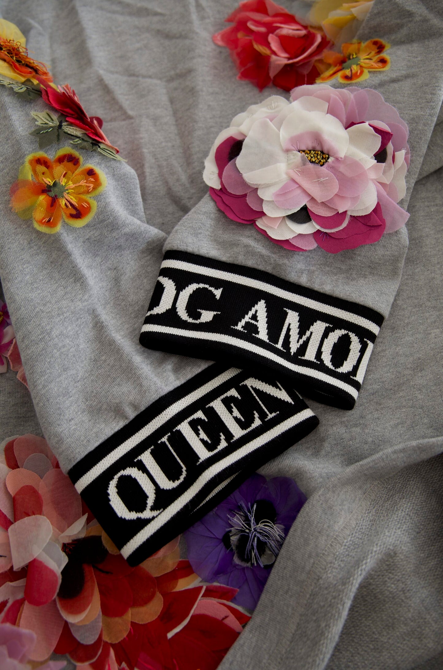 Pull Dolce & Gabbana gris DG Amore Queen Floral