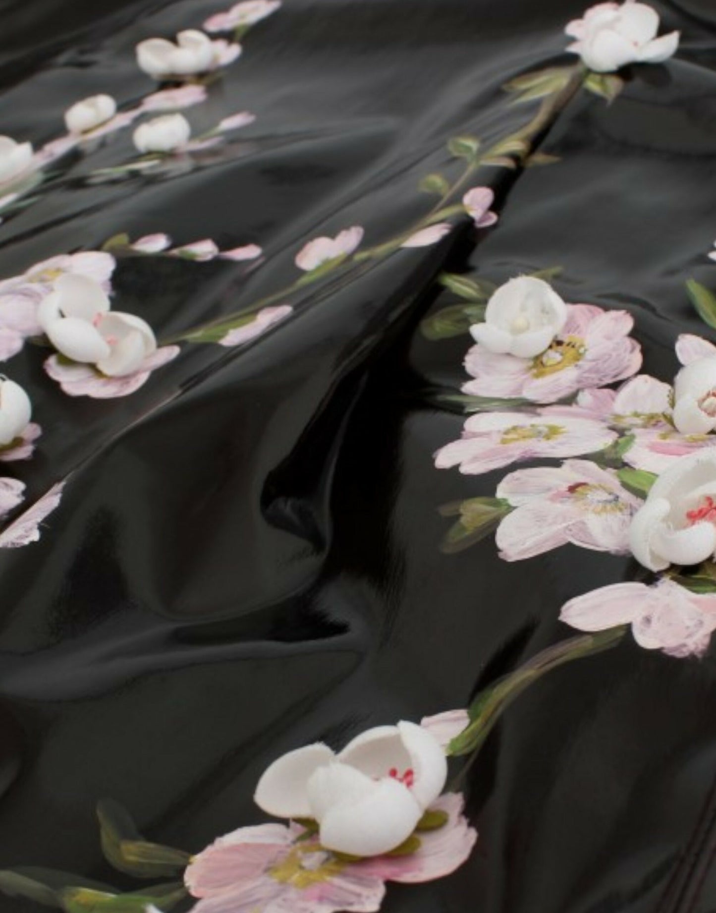 Robe Dolce & Gabbana noire vernie florale PEINTE À LA MAIN