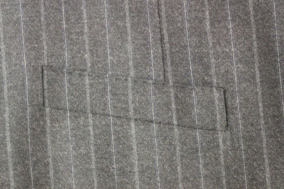 Gilet Dolce & Gabbana gris en laine rayée avec logo