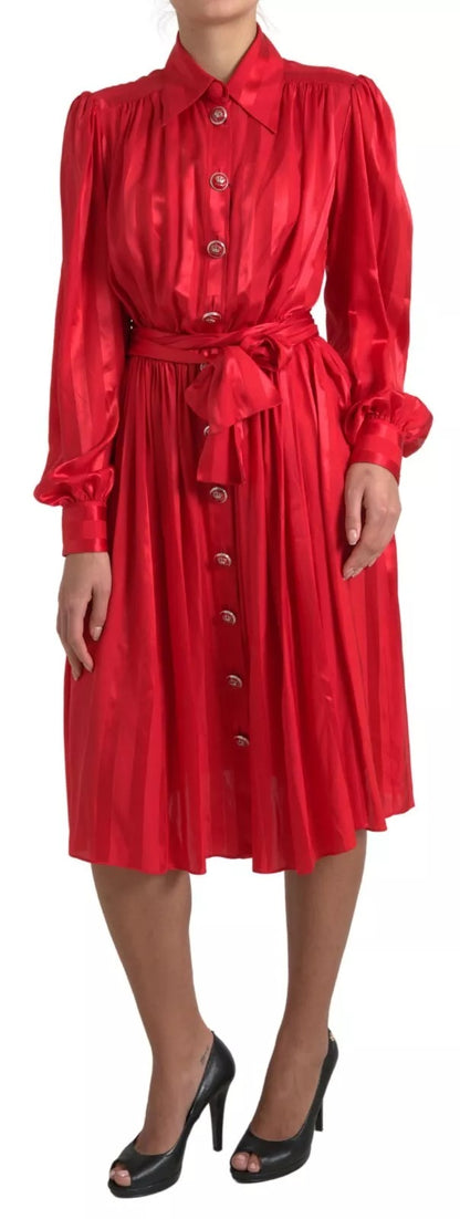 Robe mi-longue en satin de soie rouge Dolce & Gabbana boutonnée à ceinture