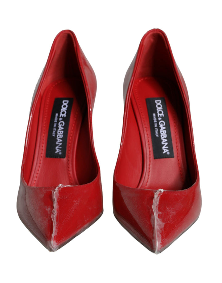 Chaussures à talons Dolce & Gabbana en cuir verni rouge et fausses perles