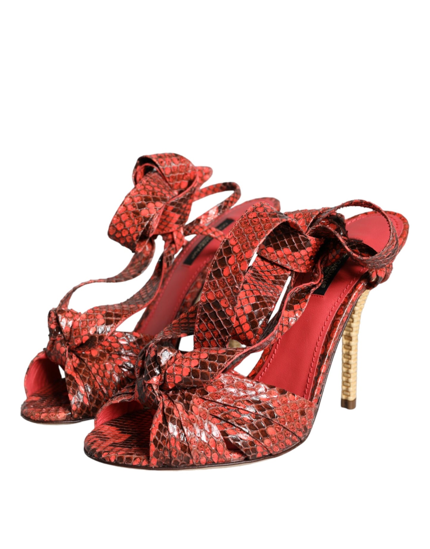 Sandalias de tacón Dolce & Gabbana de piel exótica de coral