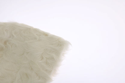 Bonnet Dolce & Gabbana en fourrure d'agneau Xiangao blanche