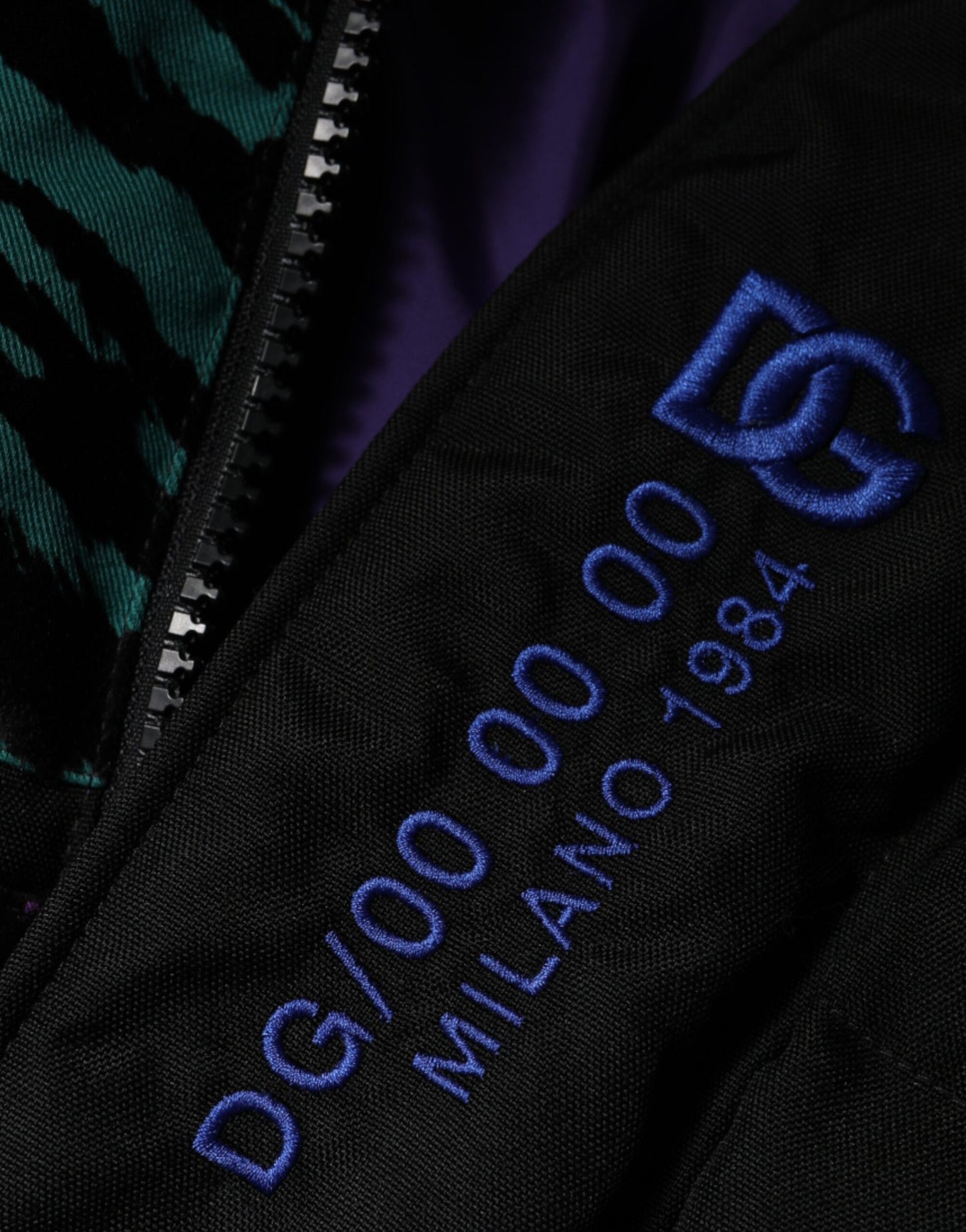 Chaqueta de hombre Dolce & Gabbana de nailon acolchada negra con cremallera completa