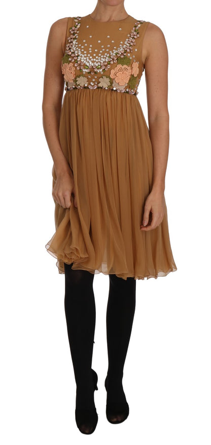 Robe Dolce & Gabbana en soie dorée et cristal, coupe trapèze