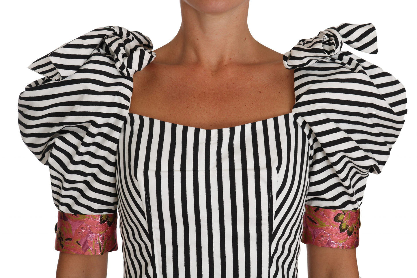 Haut court rayé noir et blanc Dolce & Gabbana avec manches bouffantes