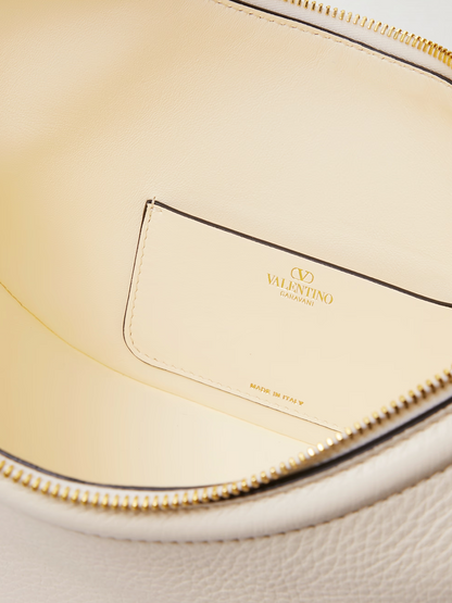 Sac à bandoulière Valentino Garavani petit hobo en cuir ivoire Vlogo