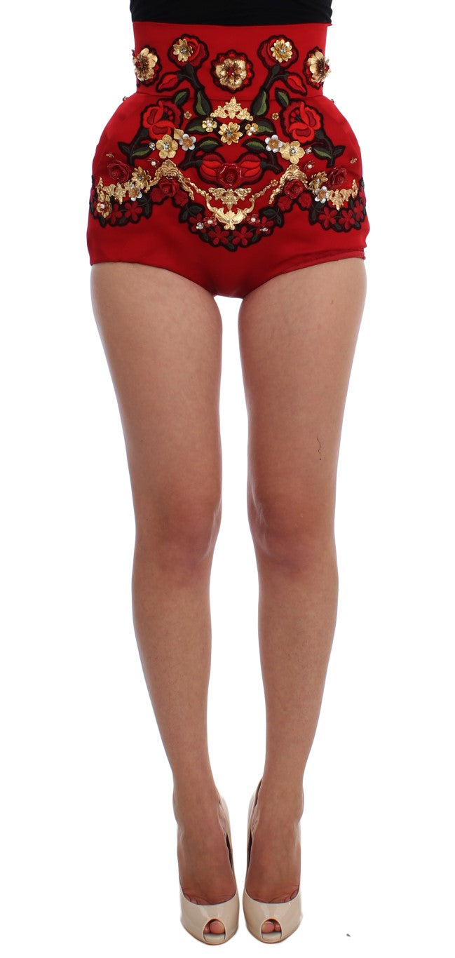 Shorts rojos de seda con cristales y rosas de Dolce & Gabbana