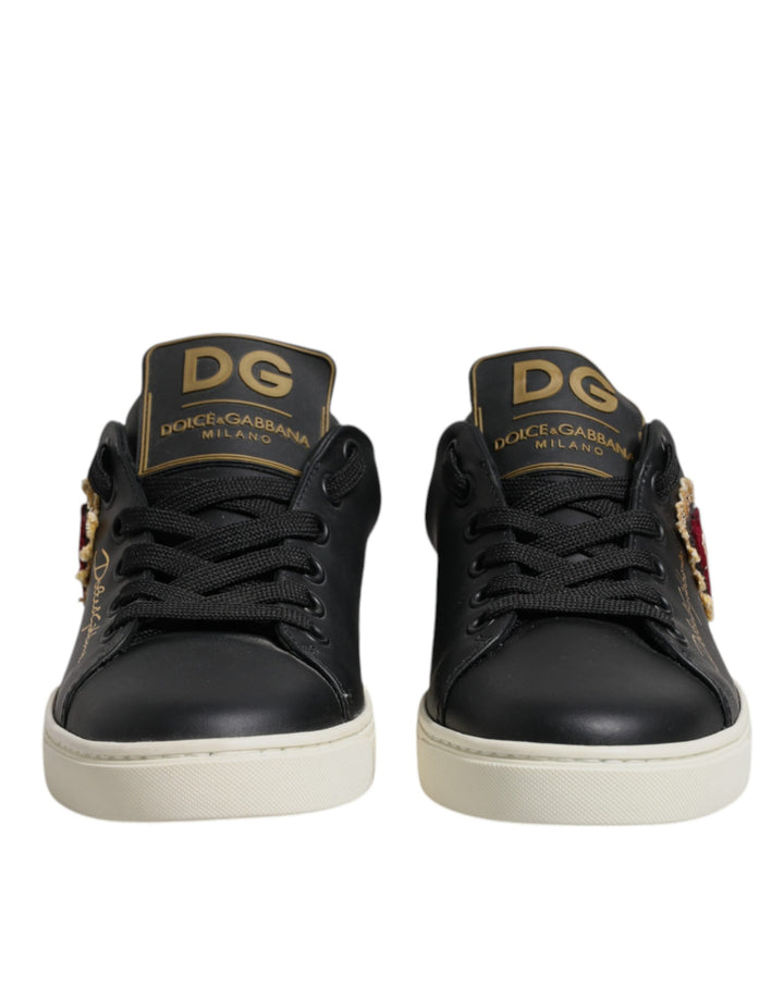 Zapatillas Dolce & Gabbana de Cuero Negro con Corazón Dorado y Rojo