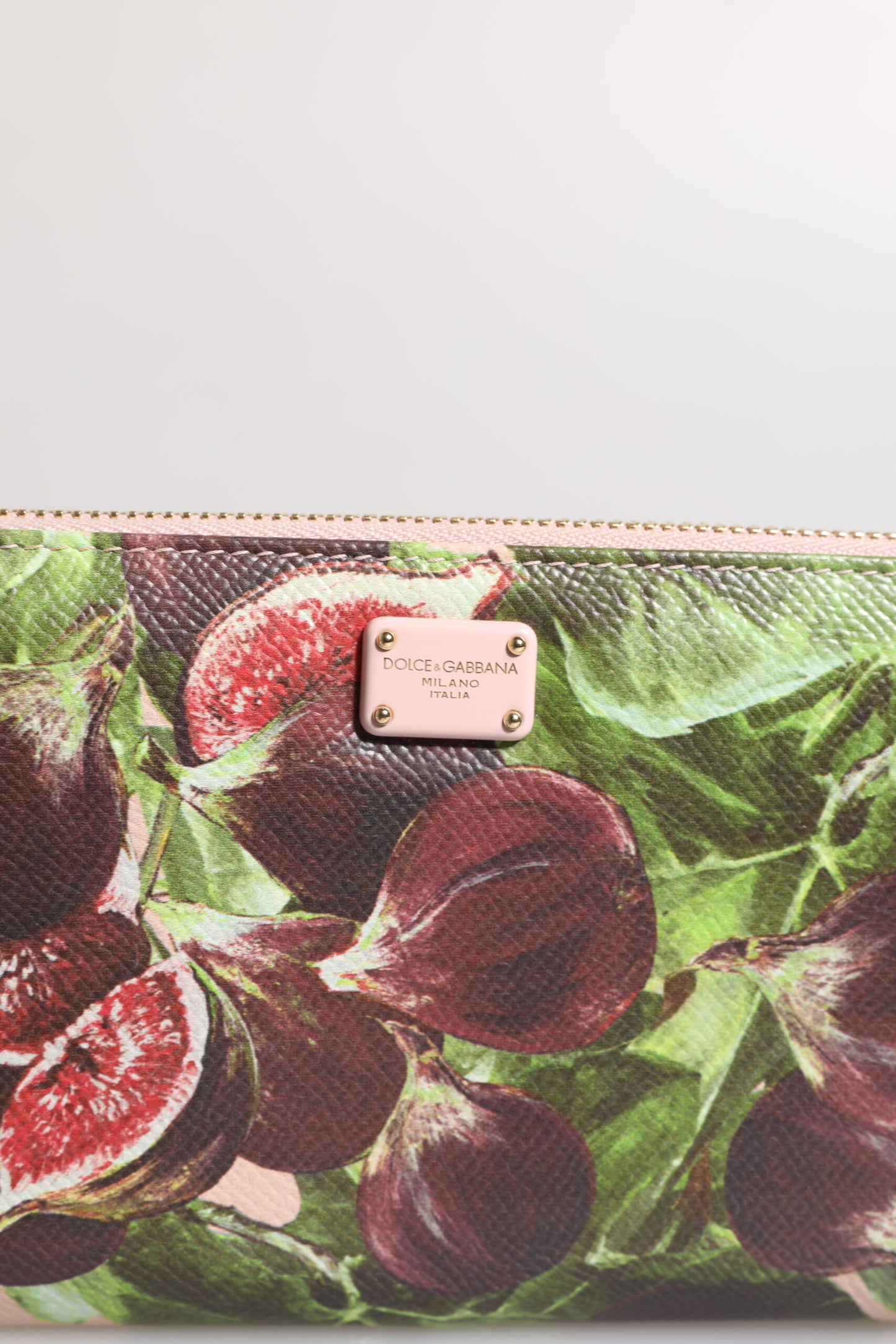 Billetera Continental Dolce & Gabbana de cuero saffiano estampado multicolor con motivo de higos y cierre de cremallera perimetral