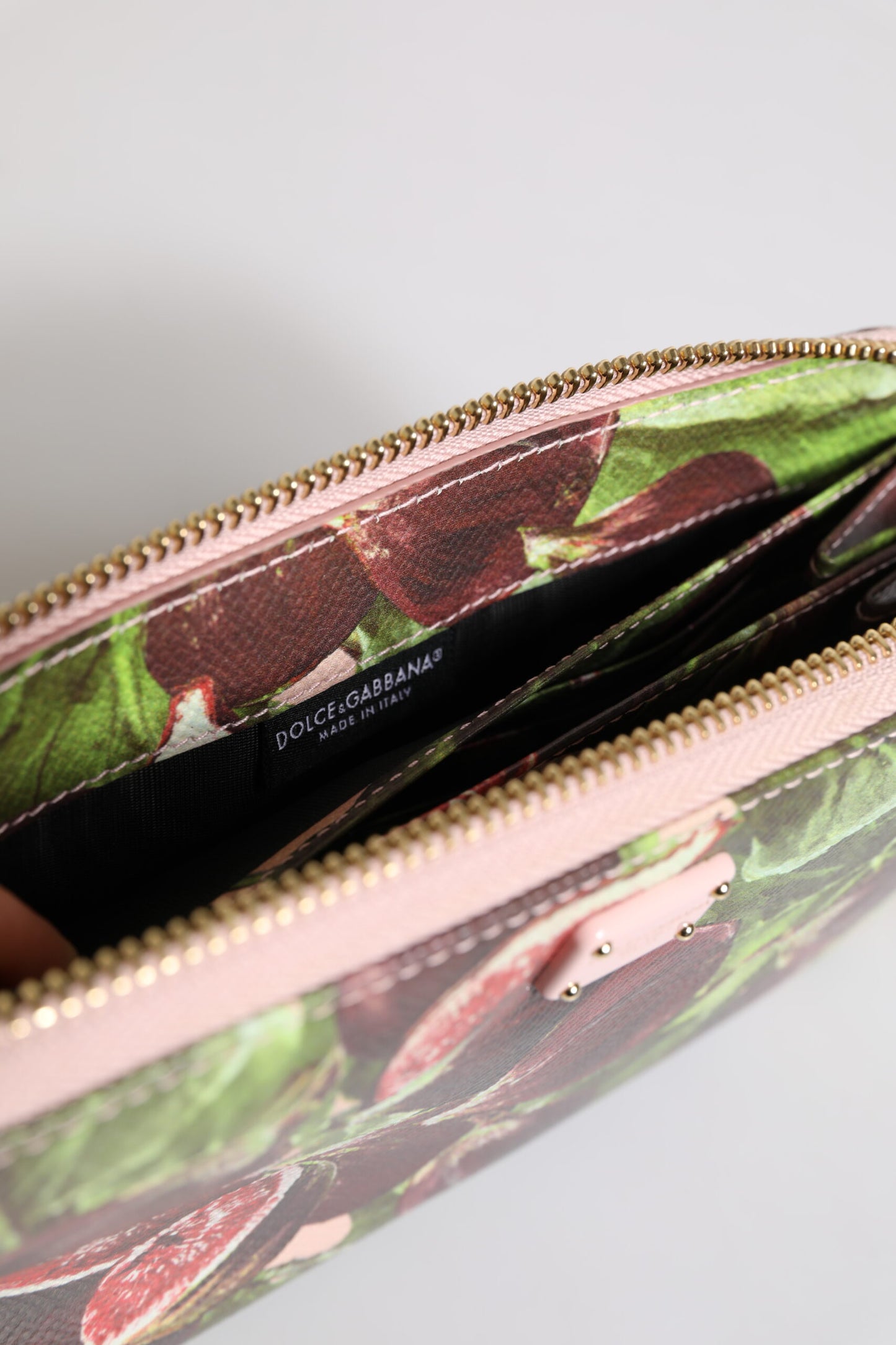 Billetera Continental Dolce & Gabbana de cuero saffiano estampado multicolor con motivo de higos y cierre de cremallera perimetral