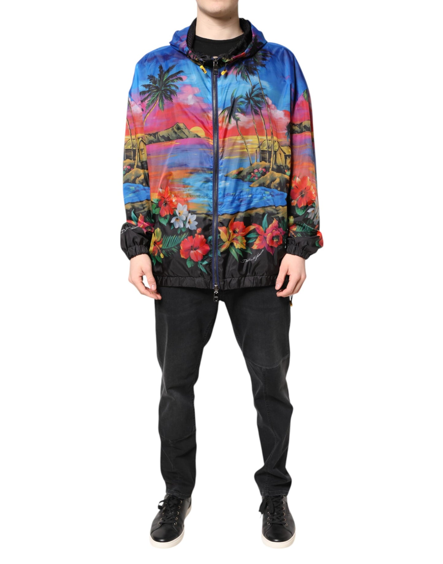 Chaqueta cortavientos con capucha y estampado multicolor de Dolce & Gabbana