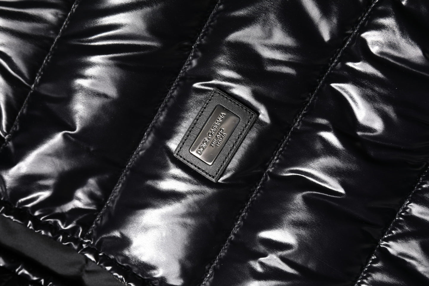 Chaqueta acolchada con cremallera completa y logo de Dolce & Gabbana negra