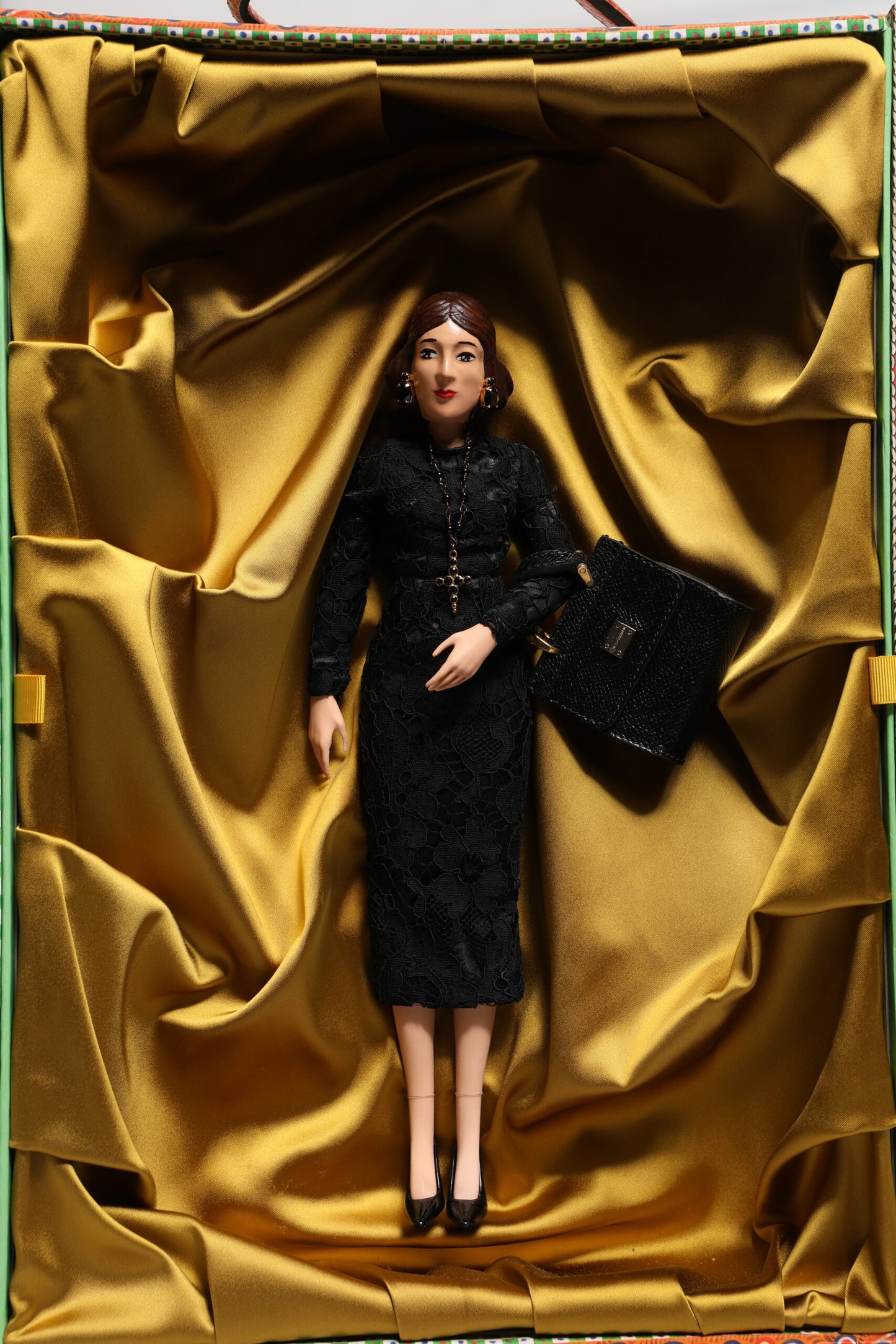 Dolce & Gabbana Robe Noire Céramique Porcelaine Mode Cuir Sicile Poupées