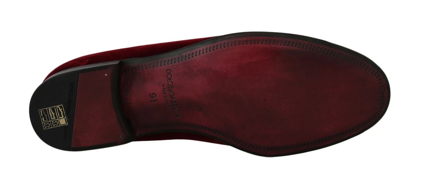 Mocassins Dolce & Gabbana en Velours Bordeaux Ornés d'un Fer à Cheval