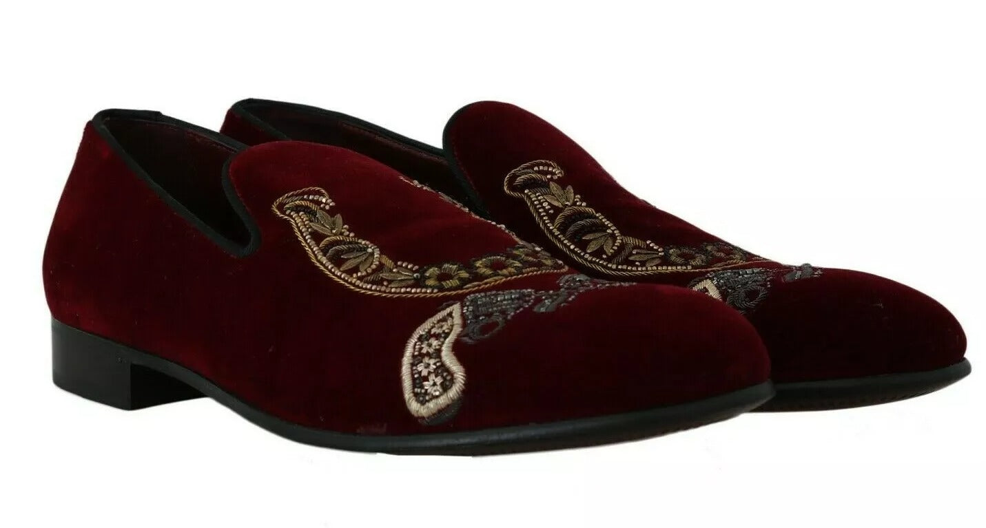 Mocassins Dolce & Gabbana en Velours Bordeaux Ornés d'un Fer à Cheval