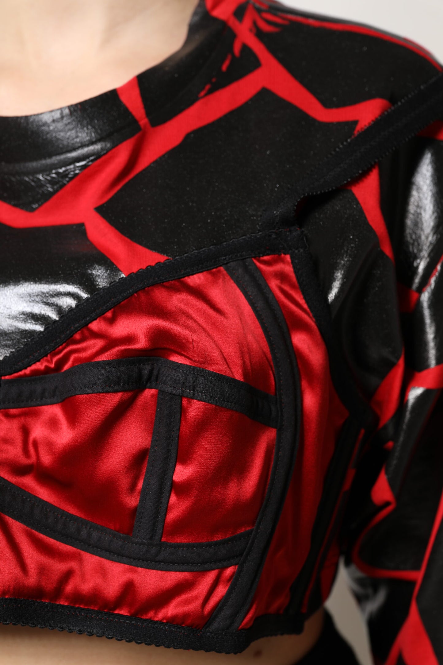 Top corto de algodón rojo y negro con detalle de corsé Dolce & Gabbana
