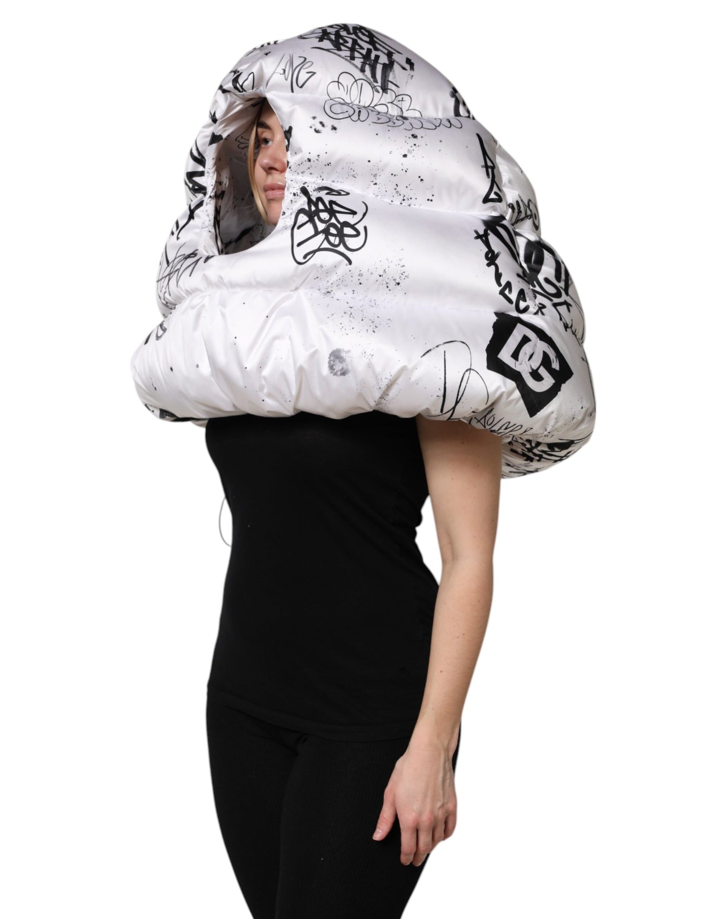 Dolce & Gabbana Gorro Acolchado Blanco de Poliéster Estampado con Capucha