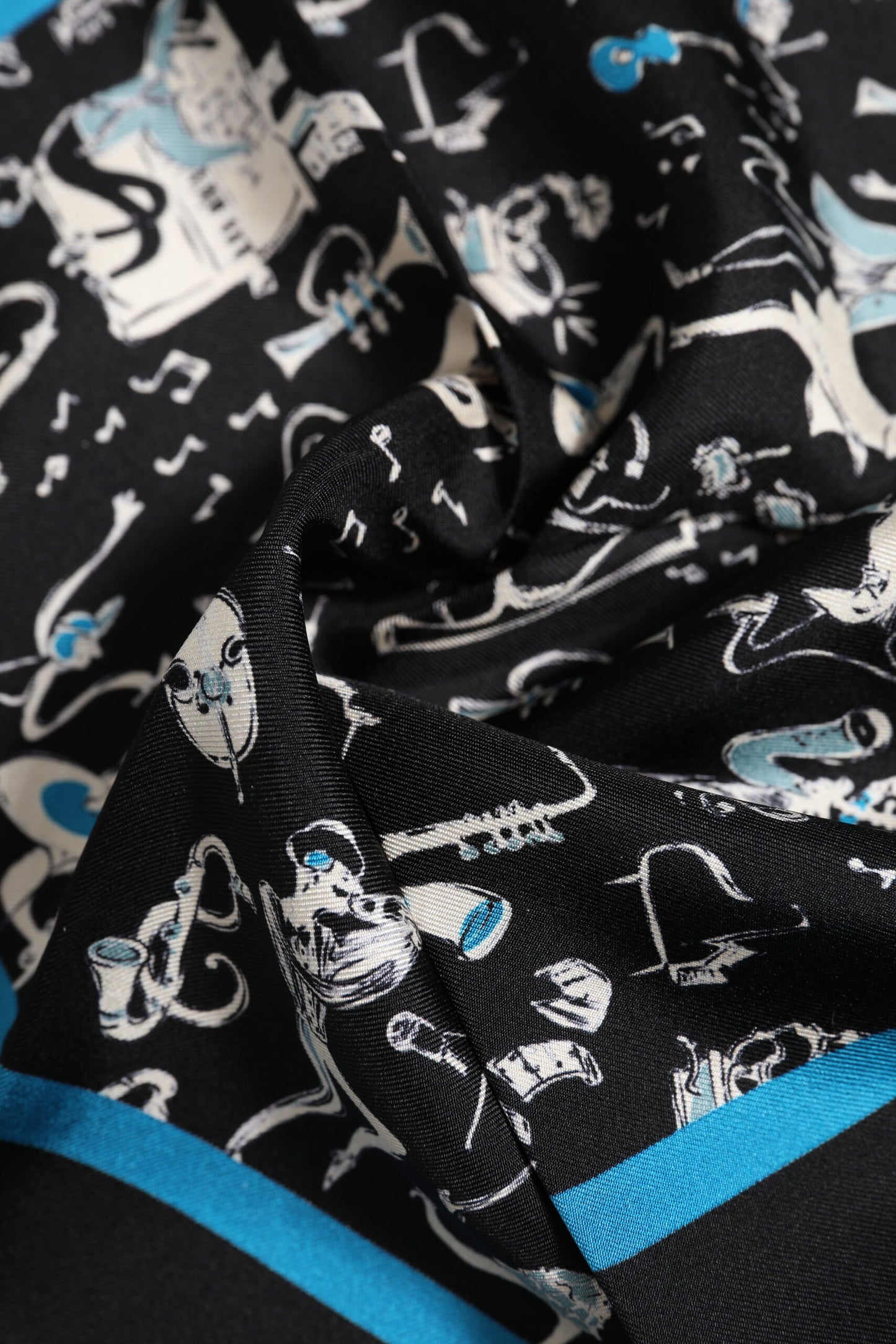Foulard en soie Dolce & Gabbana Jazz Club noir pour homme