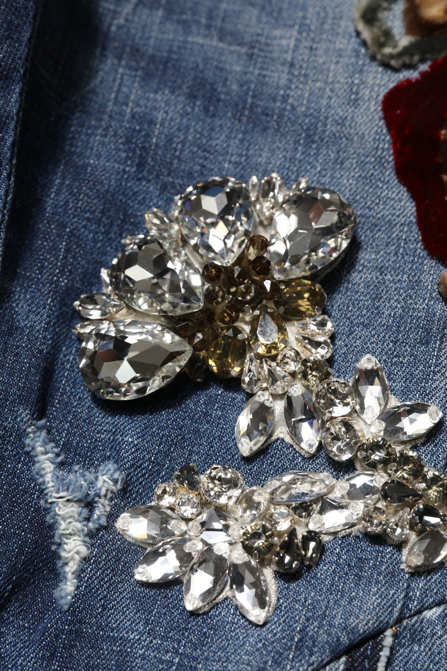 Jeans de mezclilla Dolce & Gabbana de algodón azul con adornos de diamantes de imitación