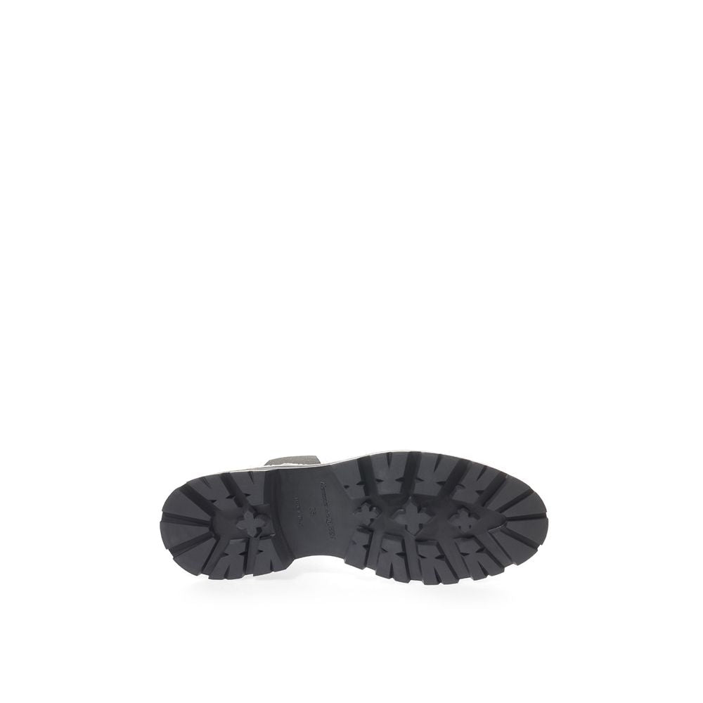Botines Chelsea de cuero blanco y negro de Alexander McQueen