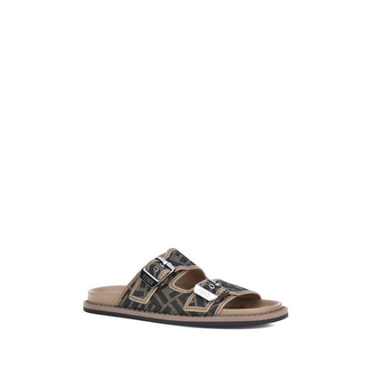 Sandalias planas Fendi de piel de becerro marrón Bos Taurus