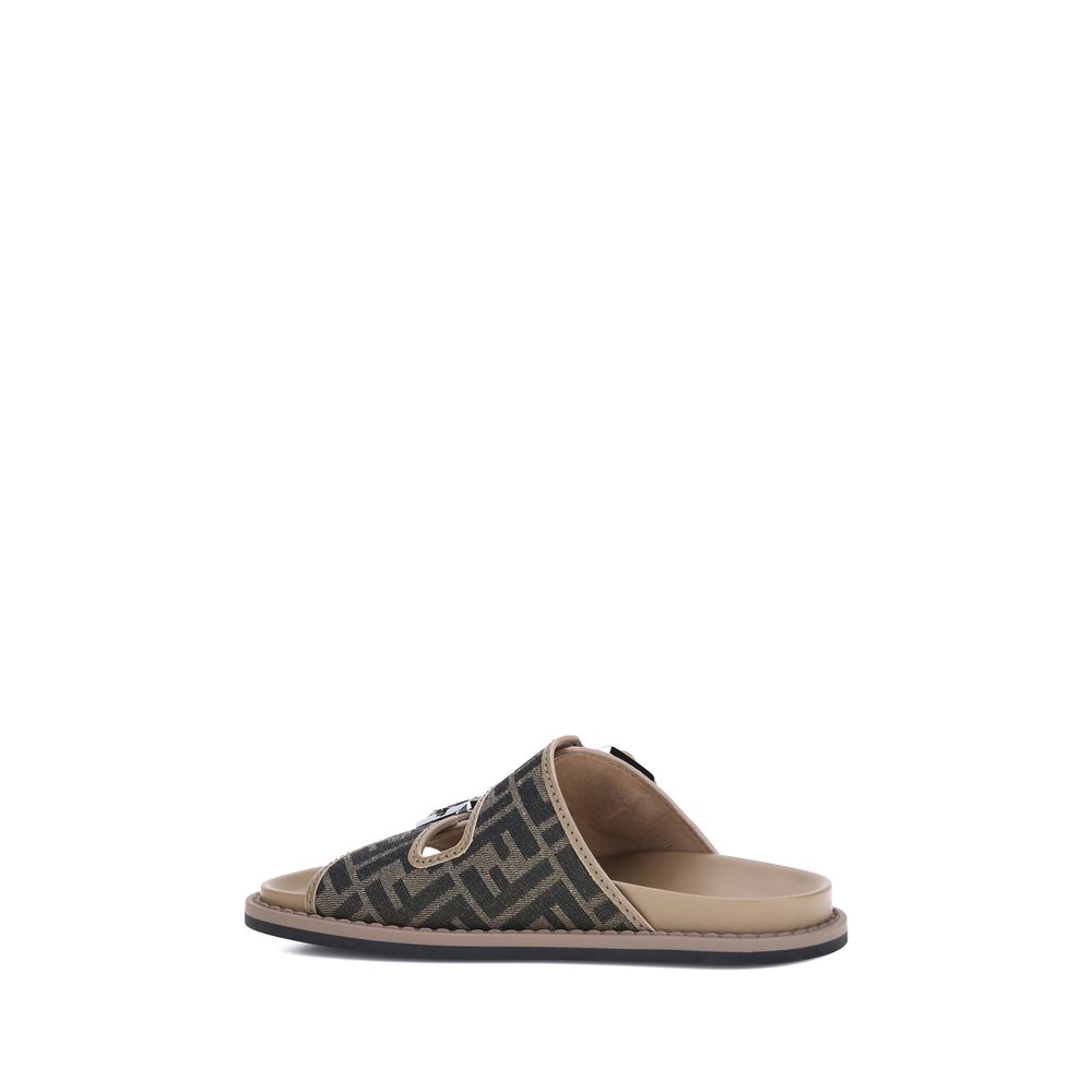 Sandalias planas Fendi de piel de becerro marrón Bos Taurus