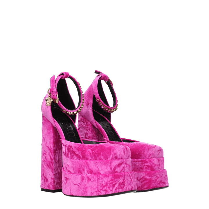 Sandales à plateforme en velours rose Versace