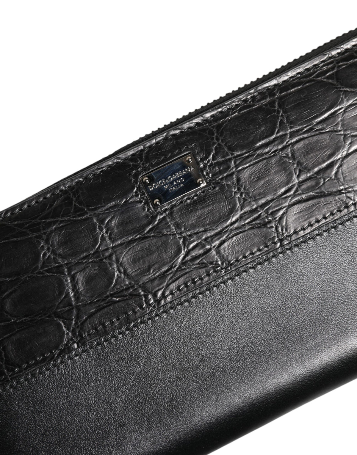 Portefeuille Continental zippé Dolce & Gabbana en cuir noir avec plaque logo