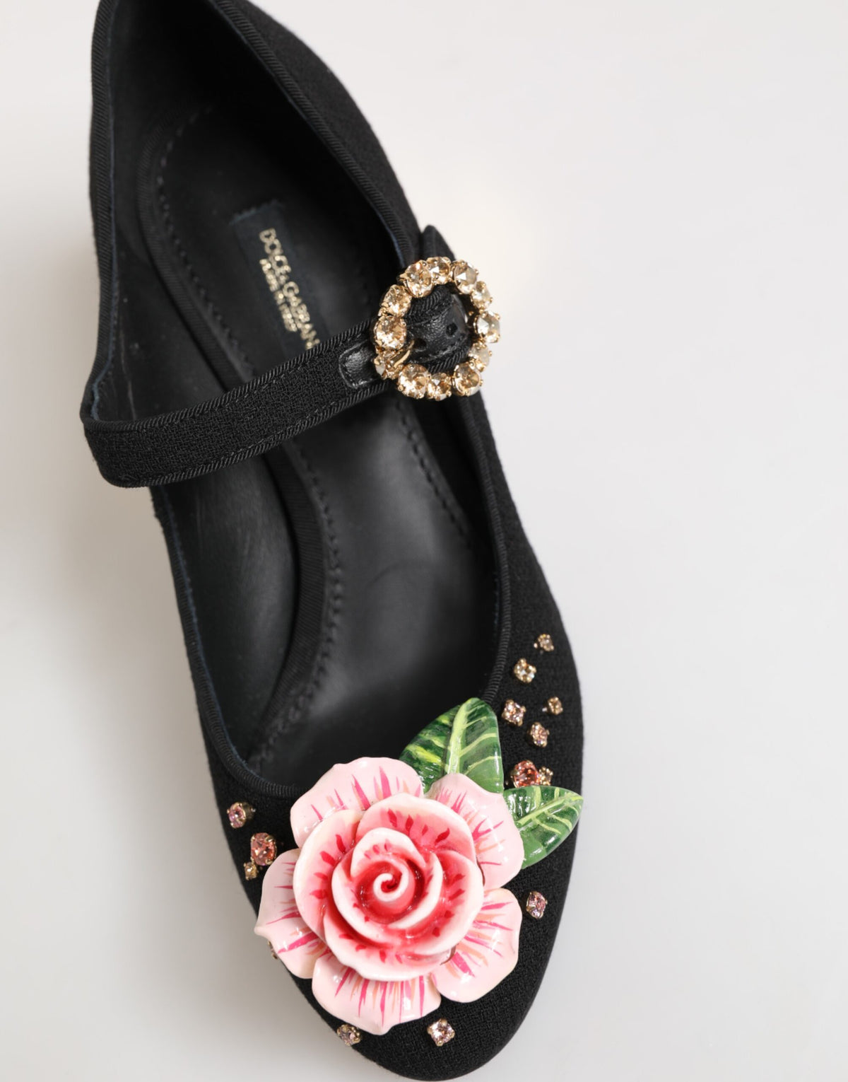 Chaussures Mary Jane ornées de cristaux et de fleurs noires Dolce & Gabbana