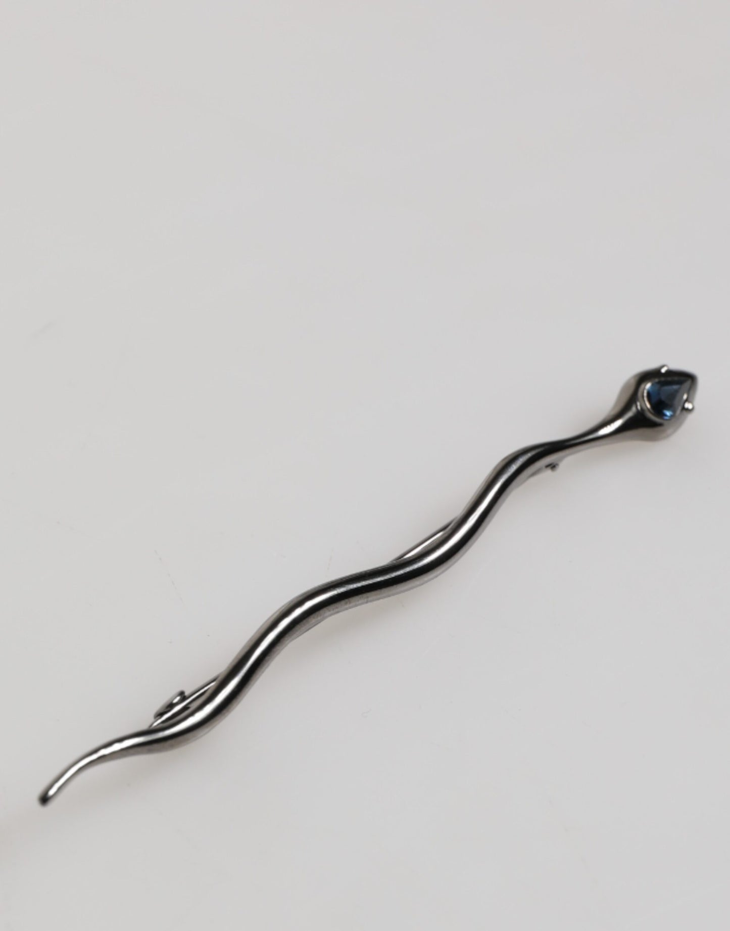 Dolce & Gabbana Broche Pin Serpiente de Latón Negro con Cristales para Hombre