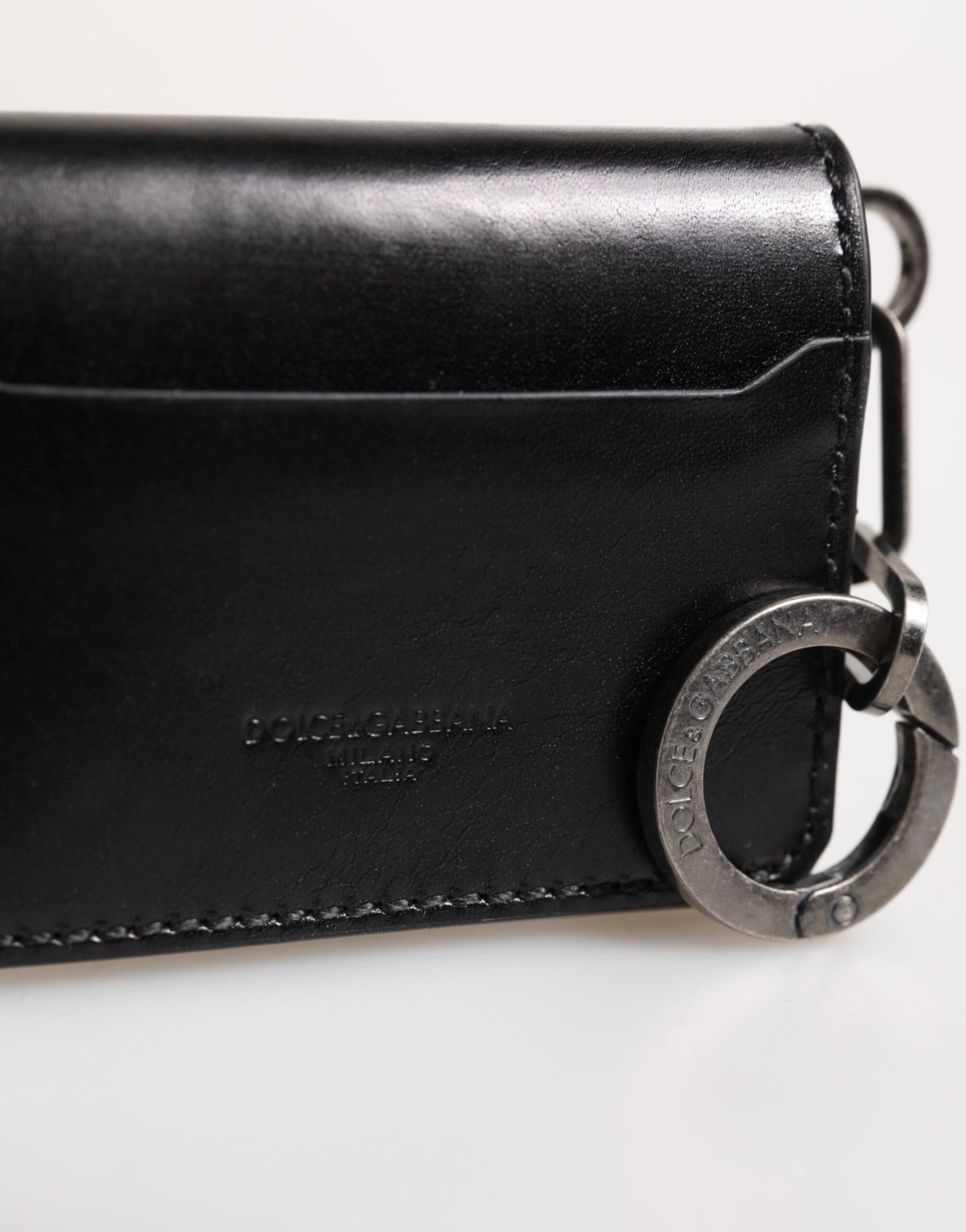 Cartera Dolce & Gabbana de piel negra con logo grabado y tarjetero con llavero